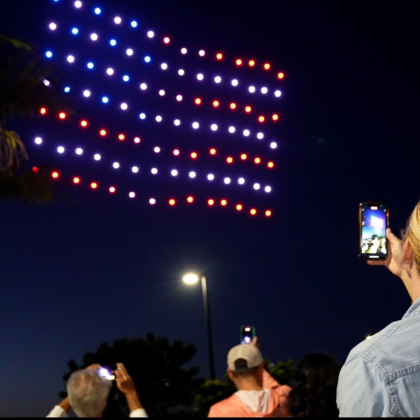 American-Flag-Audience-100 (1)